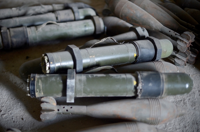 ÖSO Afrin’de YPG/PKK cephanesi buldu